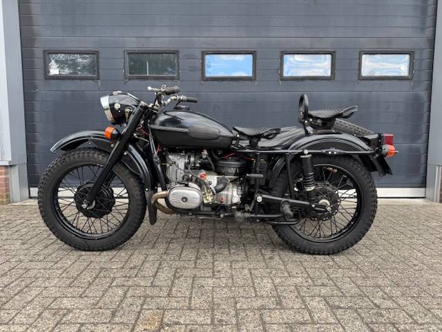 URAL IZM Zijspan 1988