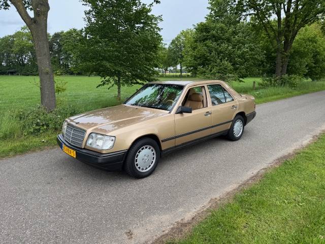 Mercedes-Benz 300E Automaat