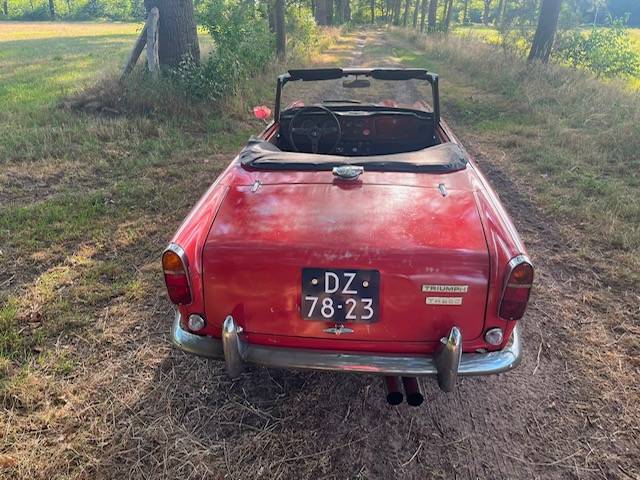 Triumph Tr250