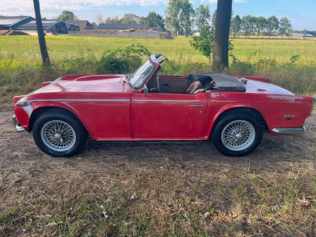 Triumph Tr250