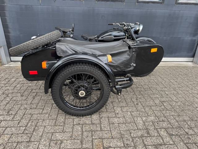 URAL IZM Zijspan 1988
