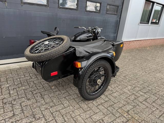 URAL IZM Zijspan 1988