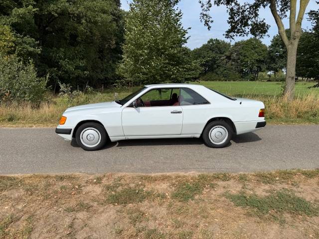 Mercedes-Benz 230CE Automaat