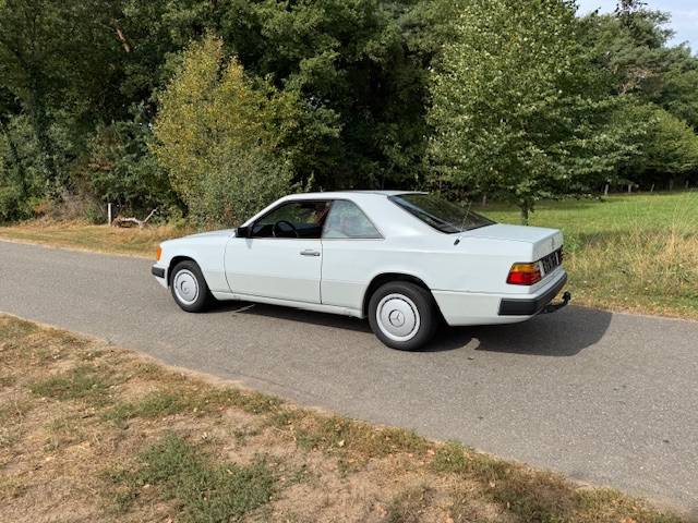 Mercedes-Benz 230CE Automaat