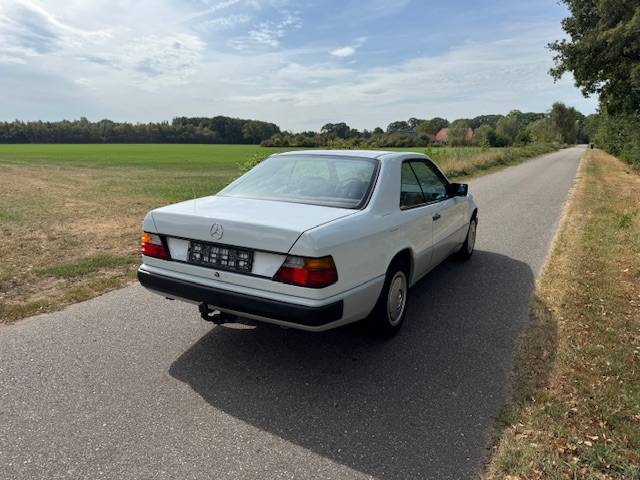 Mercedes-Benz 230CE Automaat