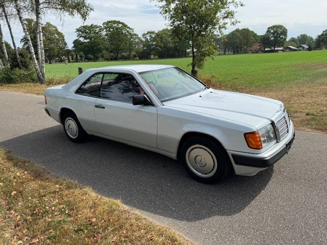 Mercedes-Benz 230CE Automaat