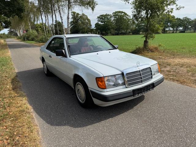 Mercedes-Benz 230CE Automaat