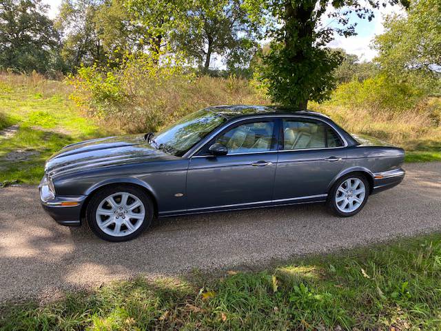 Jaguar XJ D 2.7