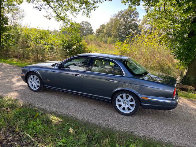 Jaguar XJ D 2.7