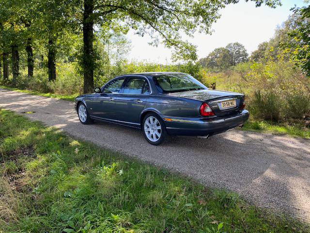 Jaguar XJ D 2.7