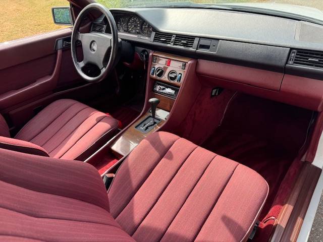 Mercedes-Benz 230CE Automaat