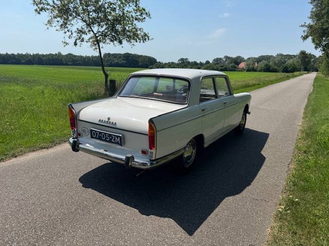 Peugeot 404 Sedan