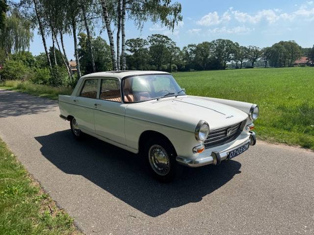 Peugeot 404 Sedan