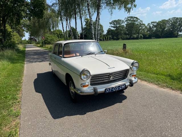 Peugeot 404 Sedan