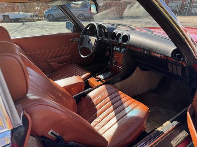 Mercedes-Benz R107 350SL