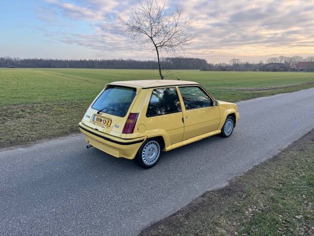 Renault 5 GT TURBO