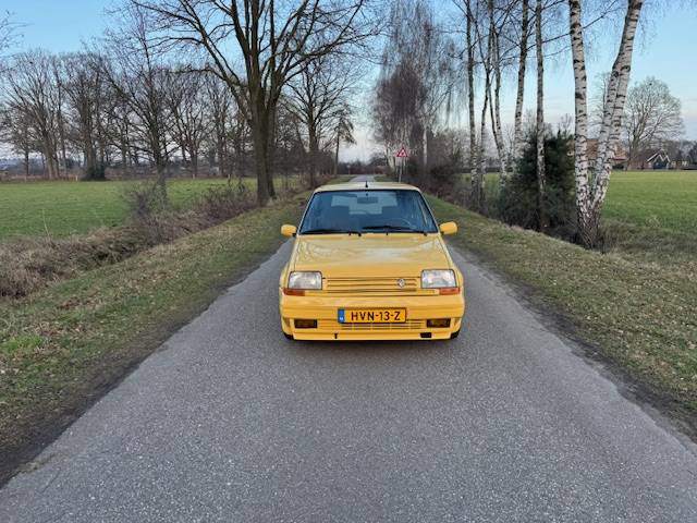 Renault 5 GT TURBO