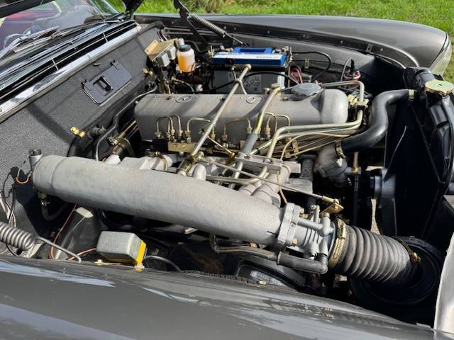 Mercedes-Benz 220SEb Cabriolet