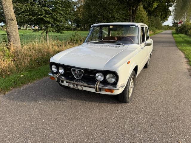 Alfa-Romeo Giulia Nuova Super 1300
