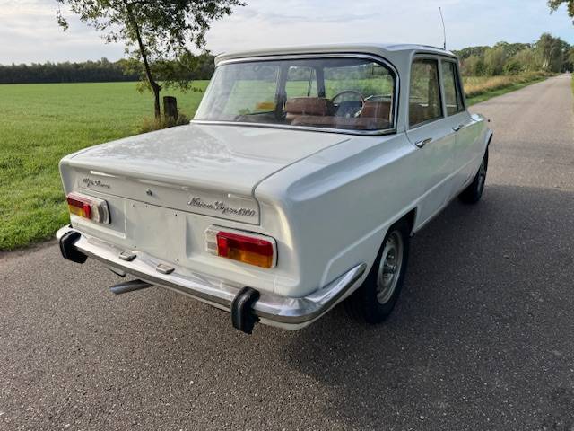 Alfa-Romeo Giulia Nuova Super 1300