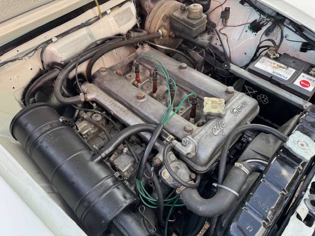 Alfa-Romeo Giulia Nuova Super 1300