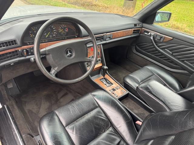 Mercedes-Benz 420 SEC