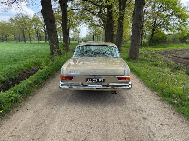 Mercedes-Benz 280SE Coupe