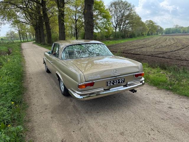 Mercedes-Benz 280SE Coupe
