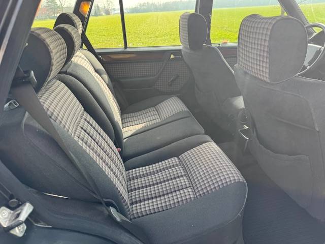 Mercedes-Benz S124 250 Diesel