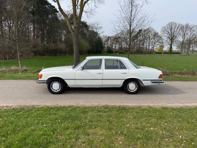 Mercedes-Benz W116 280S
