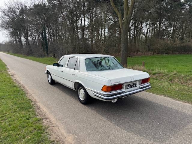 Mercedes-Benz W116 280S