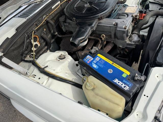Mercedes-Benz W116 280S