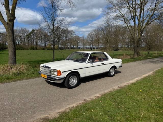 Mercedes-Benz 280CE Coupe