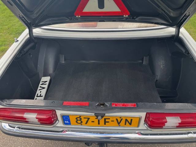 Mercedes-Benz 280CE Coupe