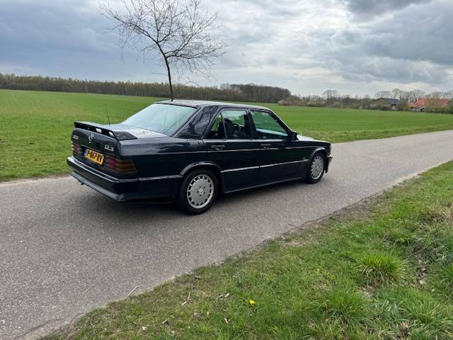 Mercedes-Benz 190 2.3-16v