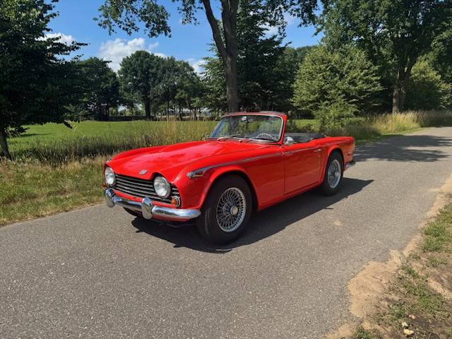 Triumph Tr5 PI