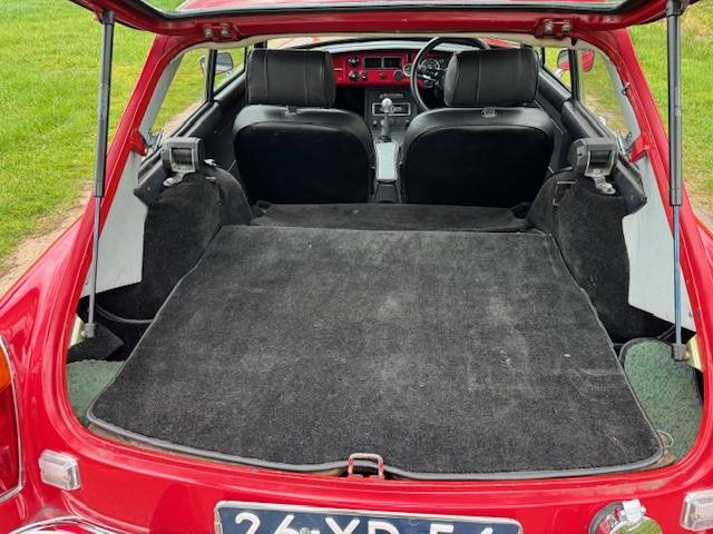 MGB GT V8