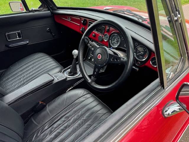 MGB GT V8