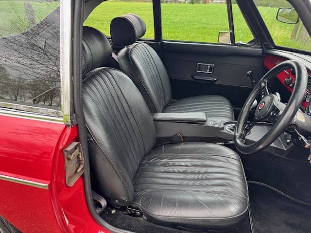 MGB GT V8