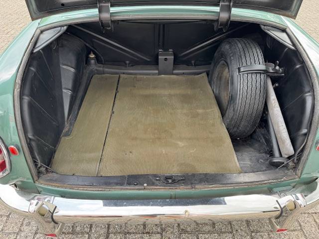 Mercedes-Benz 220S Ponton Hydrak