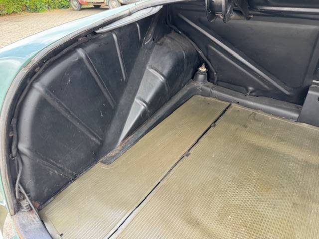 Mercedes-Benz 220S Ponton Hydrak