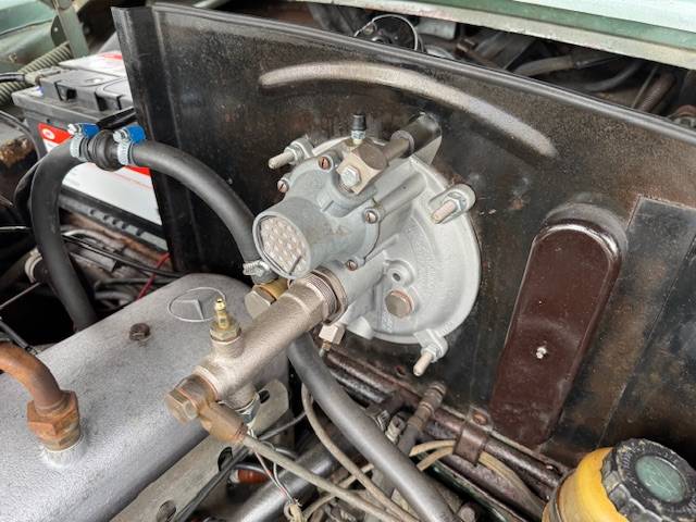 Mercedes-Benz 220S Ponton Hydrak