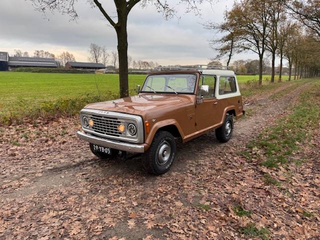 JEEP Commando 5.0 V8