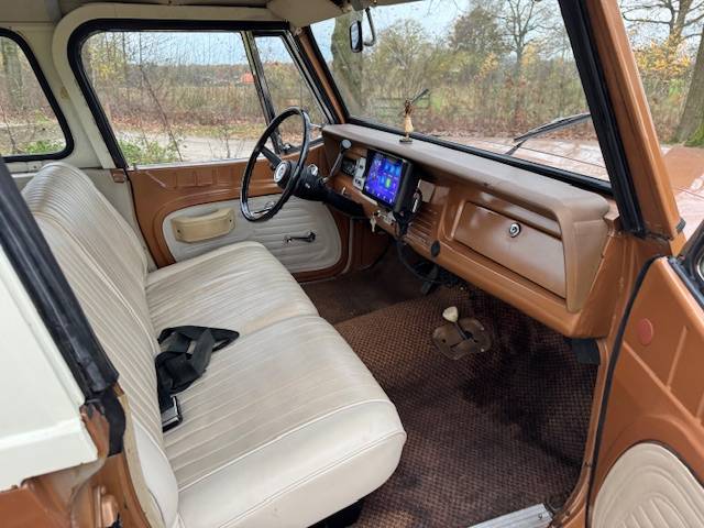 JEEP Commando 5.0 V8
