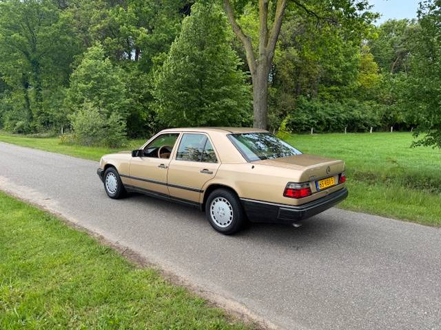 Mercedes-Benz 300E Automaat