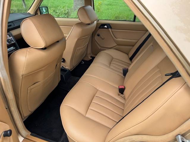 Mercedes-Benz 300E Automaat