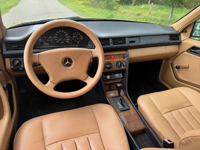 Mercedes-Benz 300E Automaat