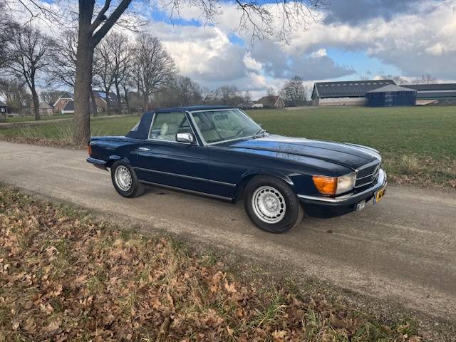 Mercedes-Benz R107 380SL AUT