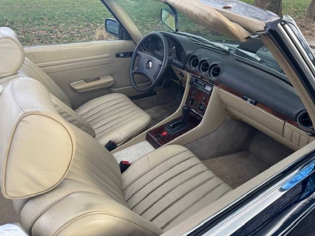 Mercedes-Benz R107 380SL AUT