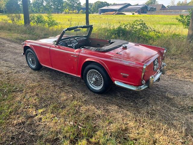 Triumph Tr250